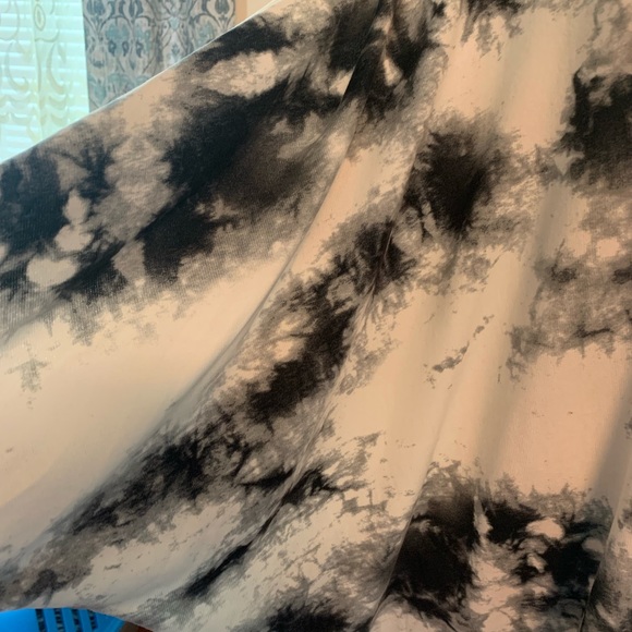 First Love plus size 3x unique tie dye super soft top - Picture 4 of 8